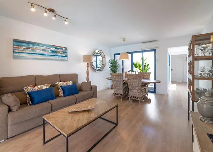 Bonita Playa Blanca (Lanzarote)